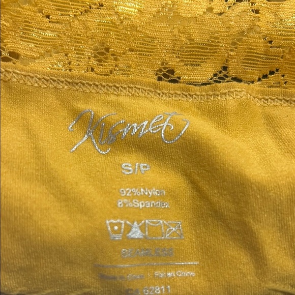 Yellow Ruched Lace Trim Cami Tank Top - Picture 2 of 3